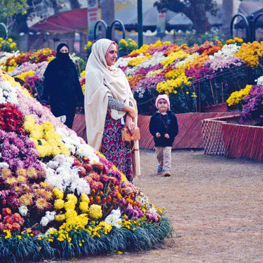 Rose and Jasmine Garden | Islamabad | گلاب اور یاسمین باغ