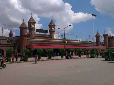 Railway station Lahore  | لاہور ریلوے اسٹیشن