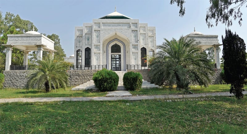 Sultan Shahabuddin Ghori Mazar | Jhelum |