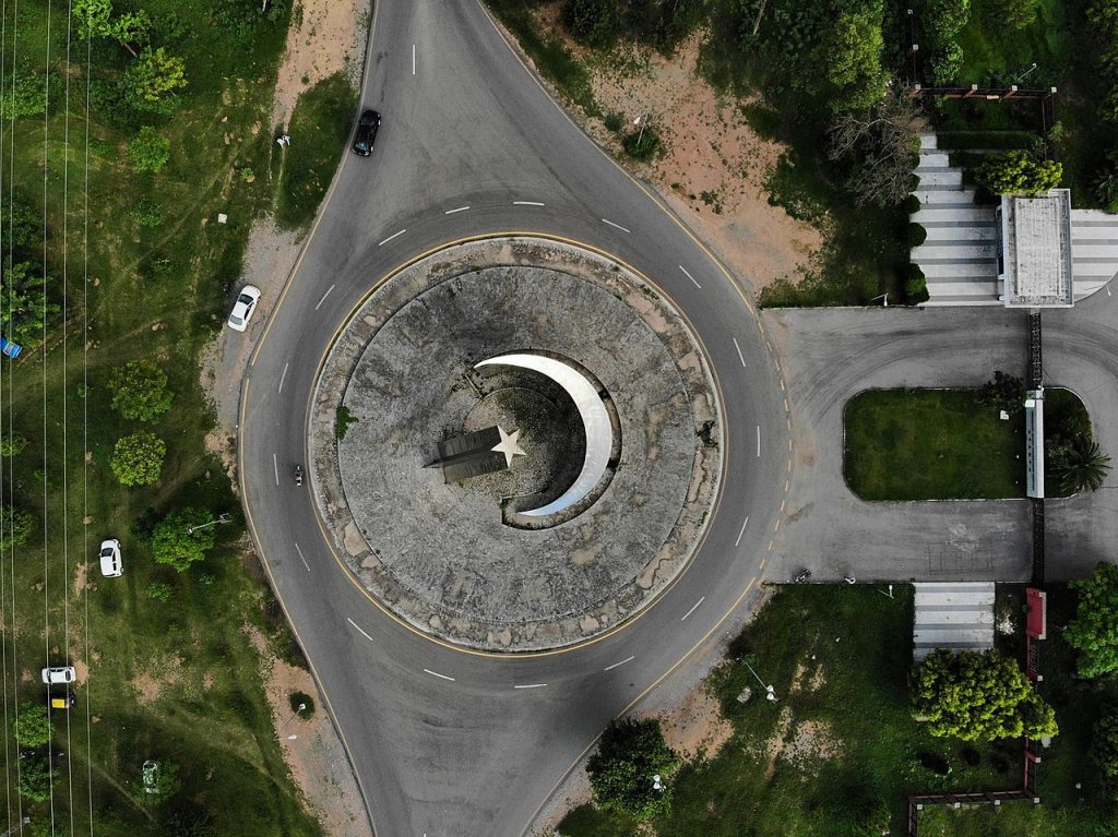 Chand Tara Sculpture | Islamabad