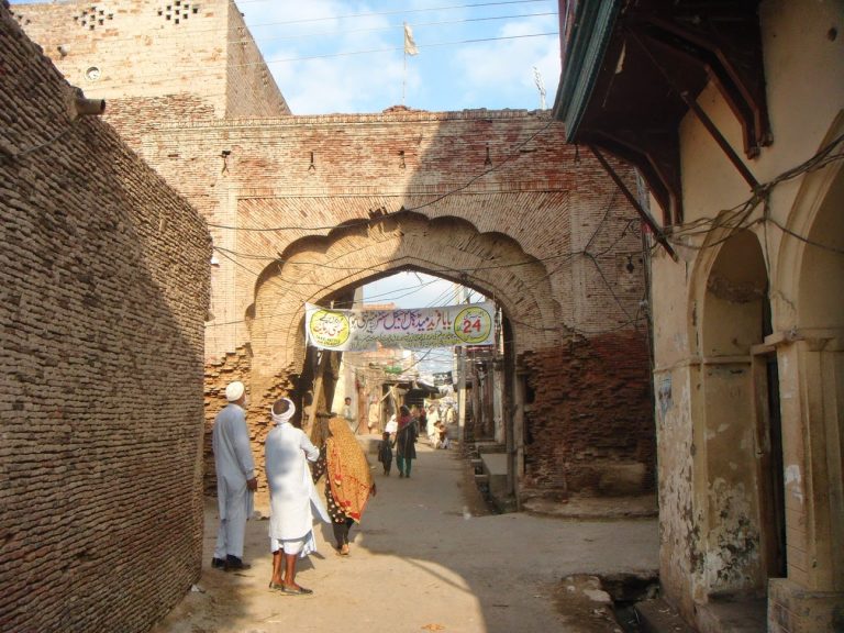 Tomb of Mir Chakar-i-Azam Rind | Satghara | Okara |