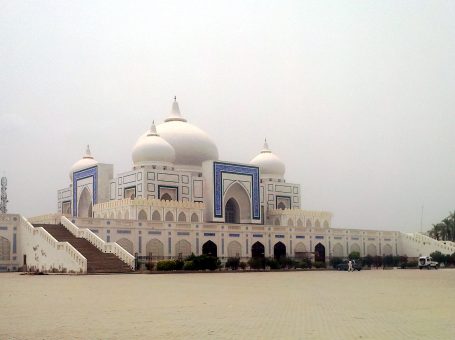 Bhutto Family Mausoleum | Larkana |