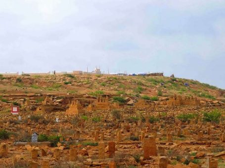 Sonda Graveyard | Thatta |