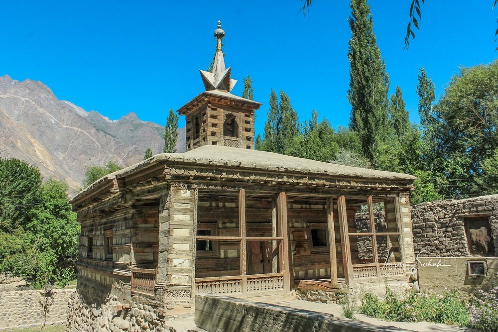 Amburiq Mosque | Shigar