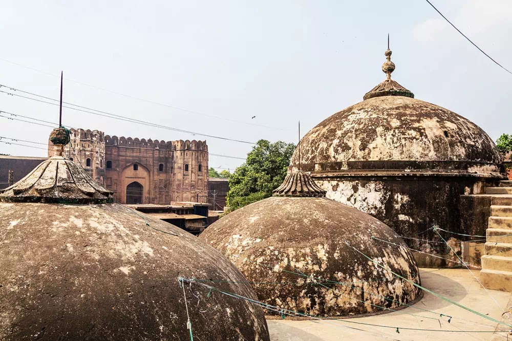 Begum Shahi Mosque | Lahore |