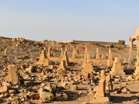 Lakho Pir Graveyard | Thatta |