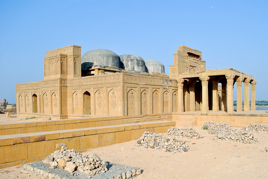 Mirza Jan Baba Khan Turkhan Tomb | Thatta |